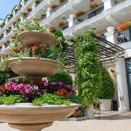Casa Di Fiore And Medical Hotel, Mineral Pools & Private