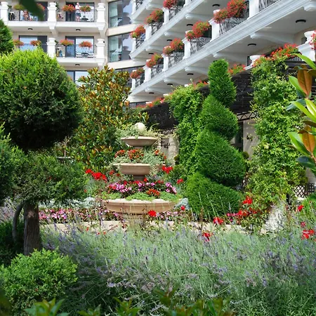 호텔 Casa Di Fiore And Medical Hotel, Mineral Pools & Private 크레네보