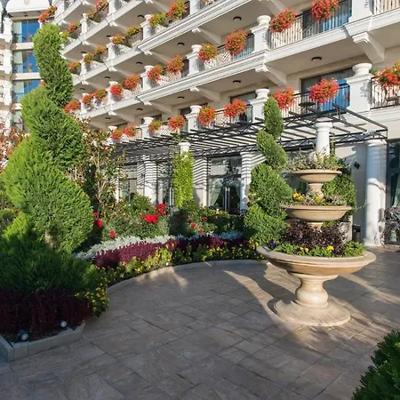 Casa Di Fiore And Medical Hotel, Mineral Pools & Private 5*