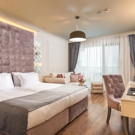 Casa Di Fiore And Medical Hotel, Mineral Pools & Private Hotel
