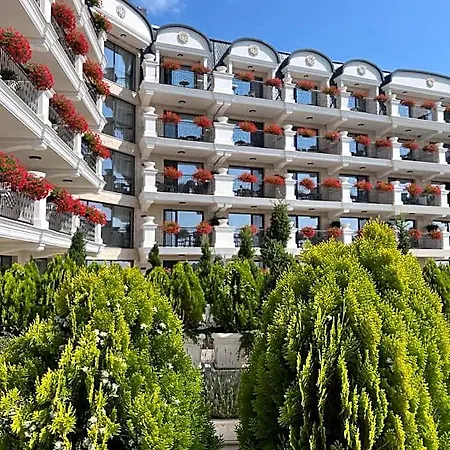 Casa Di Fiore And Medical Hotel, Mineral Pools & Private Hotel